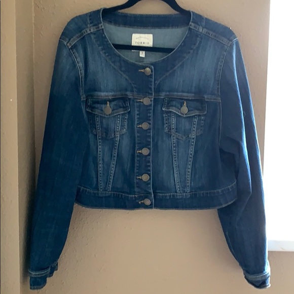 torrid Jackets & Blazers - Torrid cropped jean jacket 2x